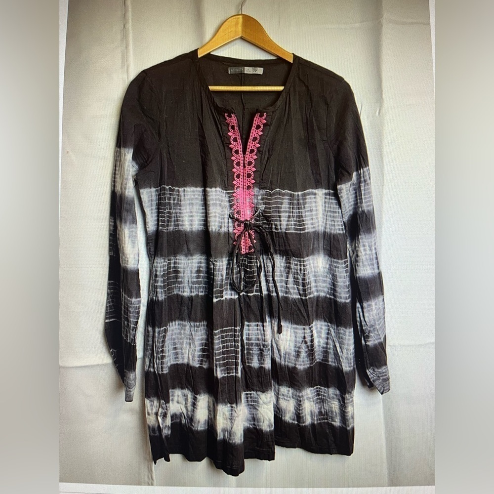 Athleta Womens Tie dye Brown Embroidered Tunic Top Light cotton blend Siโฆ